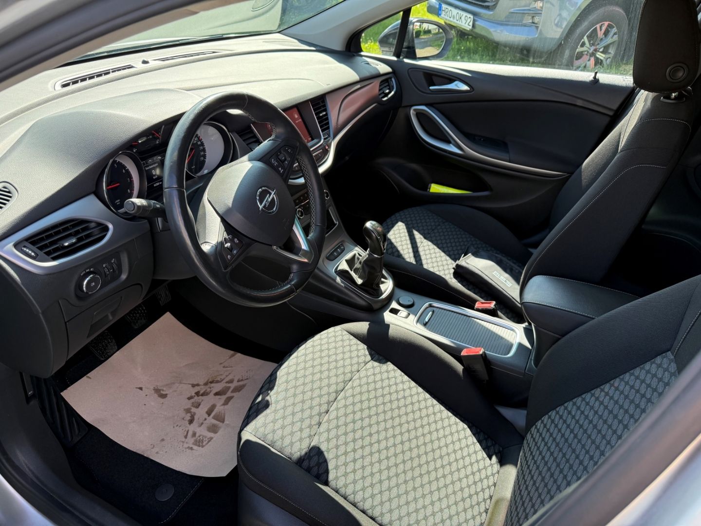 Fahrzeugabbildung Opel Astra K 1.2 Turbo Edition SHZ+LHZ+Kamera