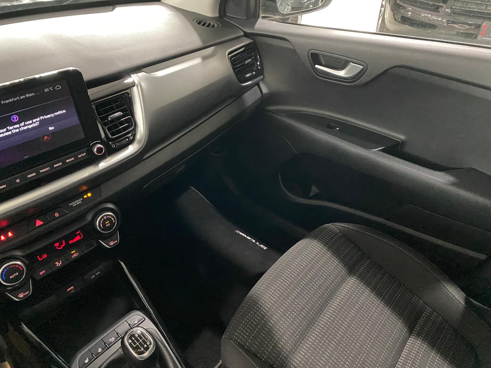 Fahrzeugabbildung Kia Stonic 1.0 T-GDIVision/Navi/Alu/SH/RFK/Apple/