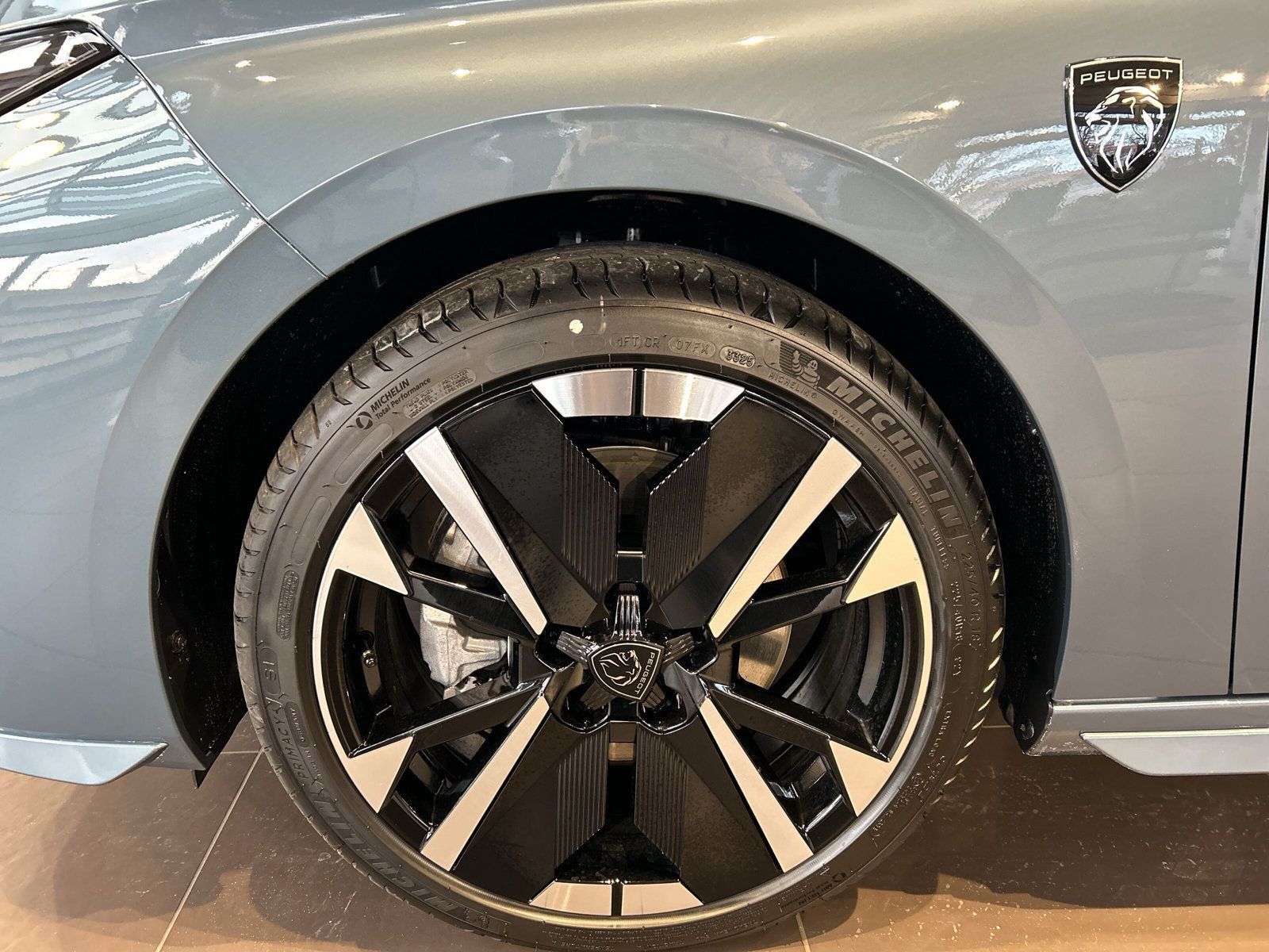 Peugeot 308 - Bild 9