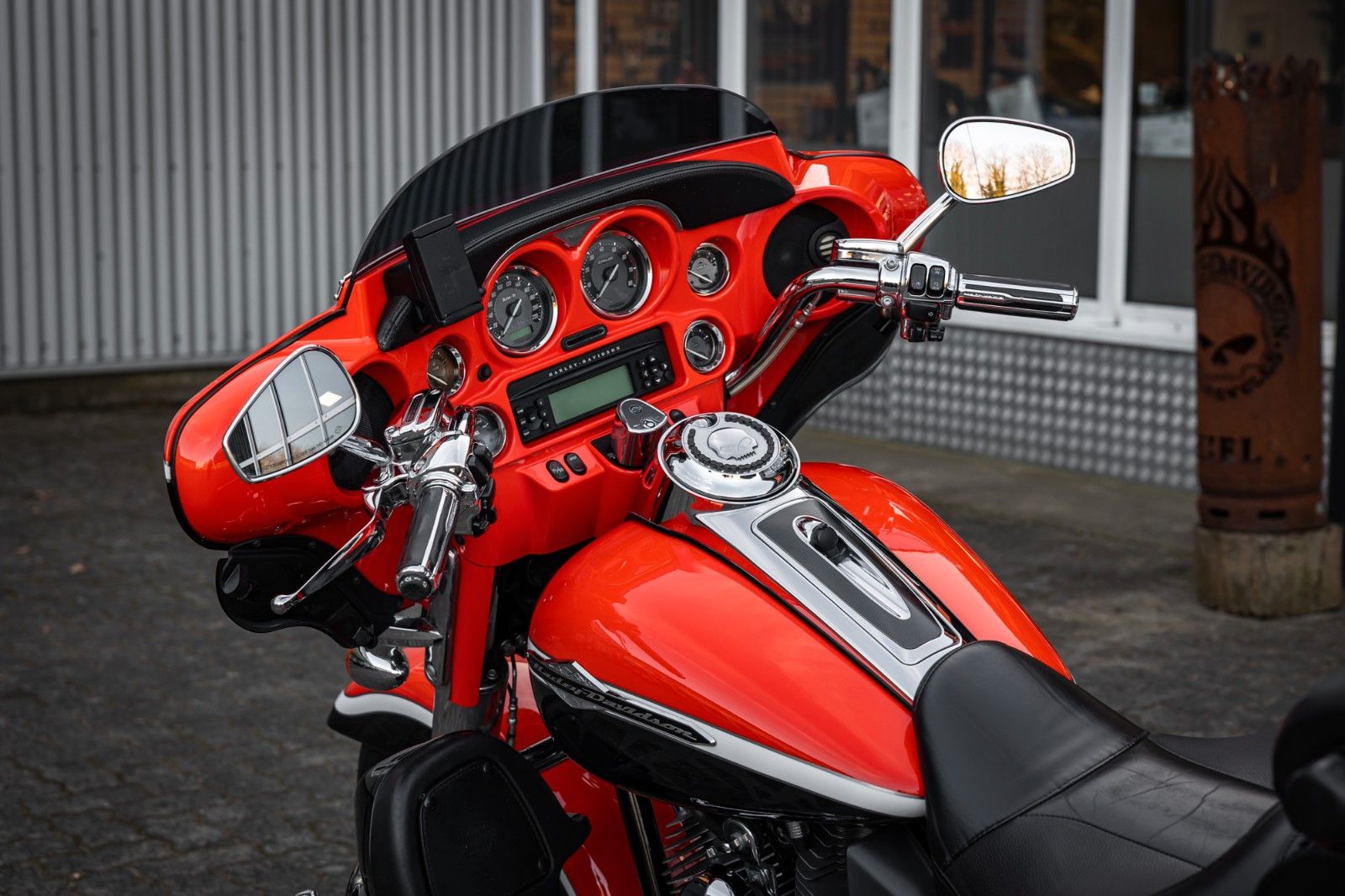 Fahrzeugabbildung Harley-Davidson CVO FLHTCUSE Ultra Classic Electra Glide