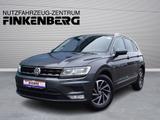 Volkswagen Tiguan TDI 2.0 DSG *Sound*LED*Nav*ACC*RüKam - Volkswagen Tiguan mit Diesel-Antrieb: Geländewagen, 2.0