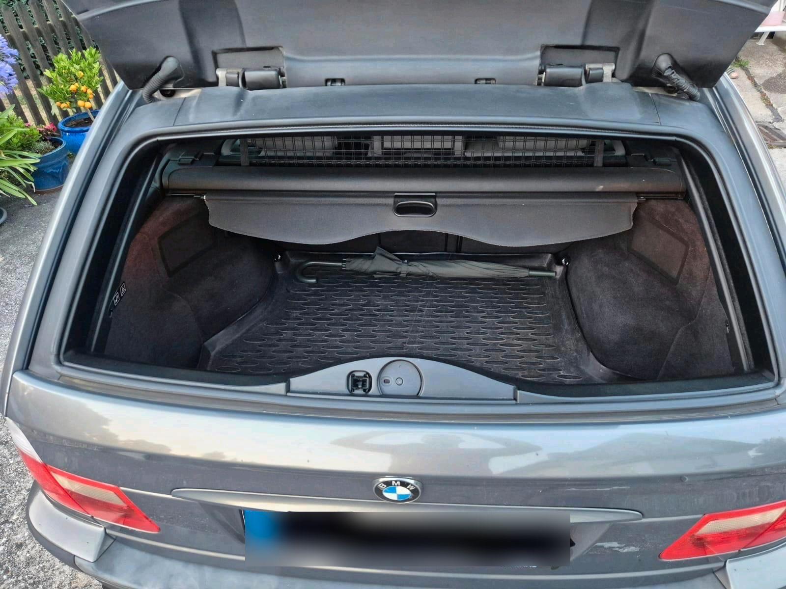 BMW 318 2004 — photo 8