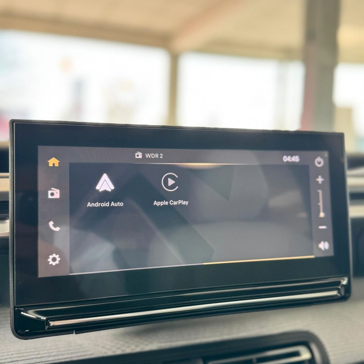 Fahrzeugabbildung Citroën C3 Aircross Hybrid 145 PLUS