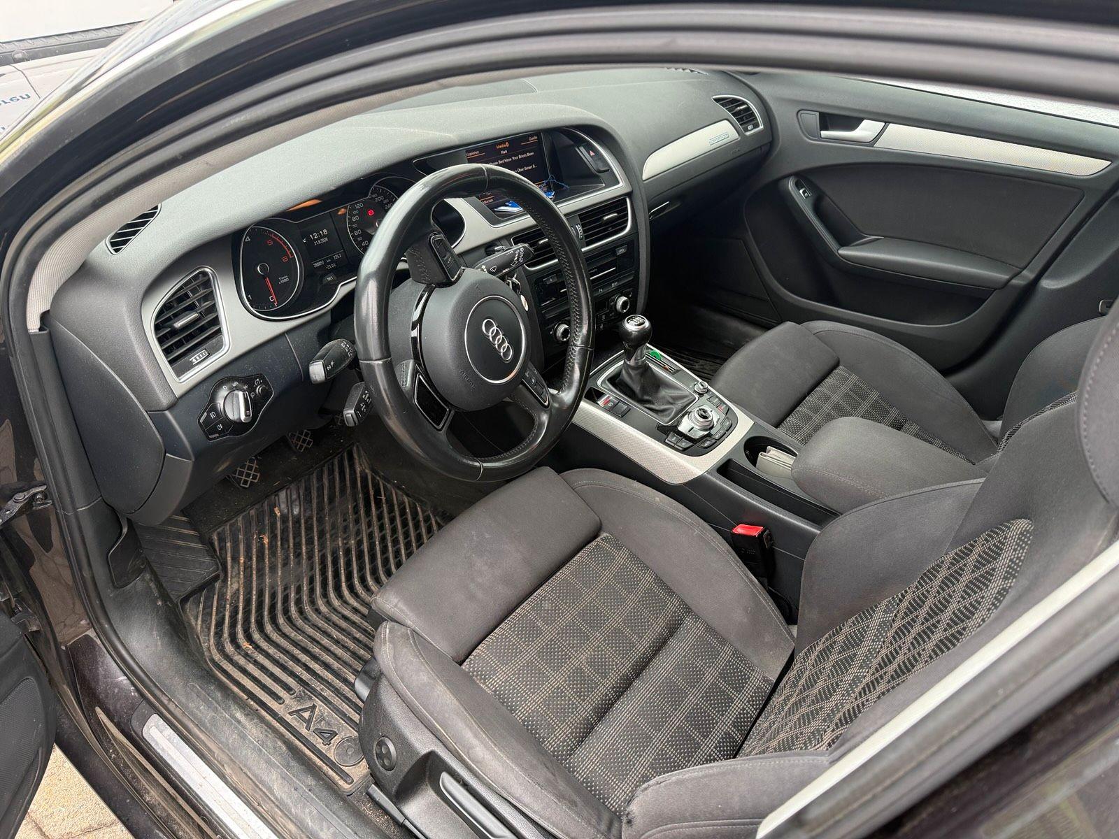 Audi Quattro 2014 — interior