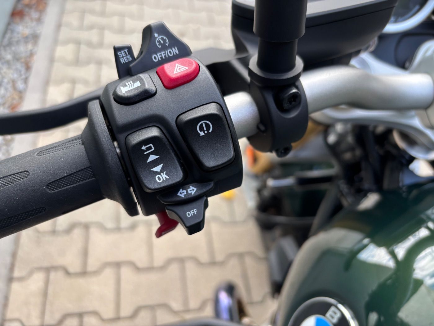 Fahrzeugabbildung BMW R 12 nine T Komfort-Paket