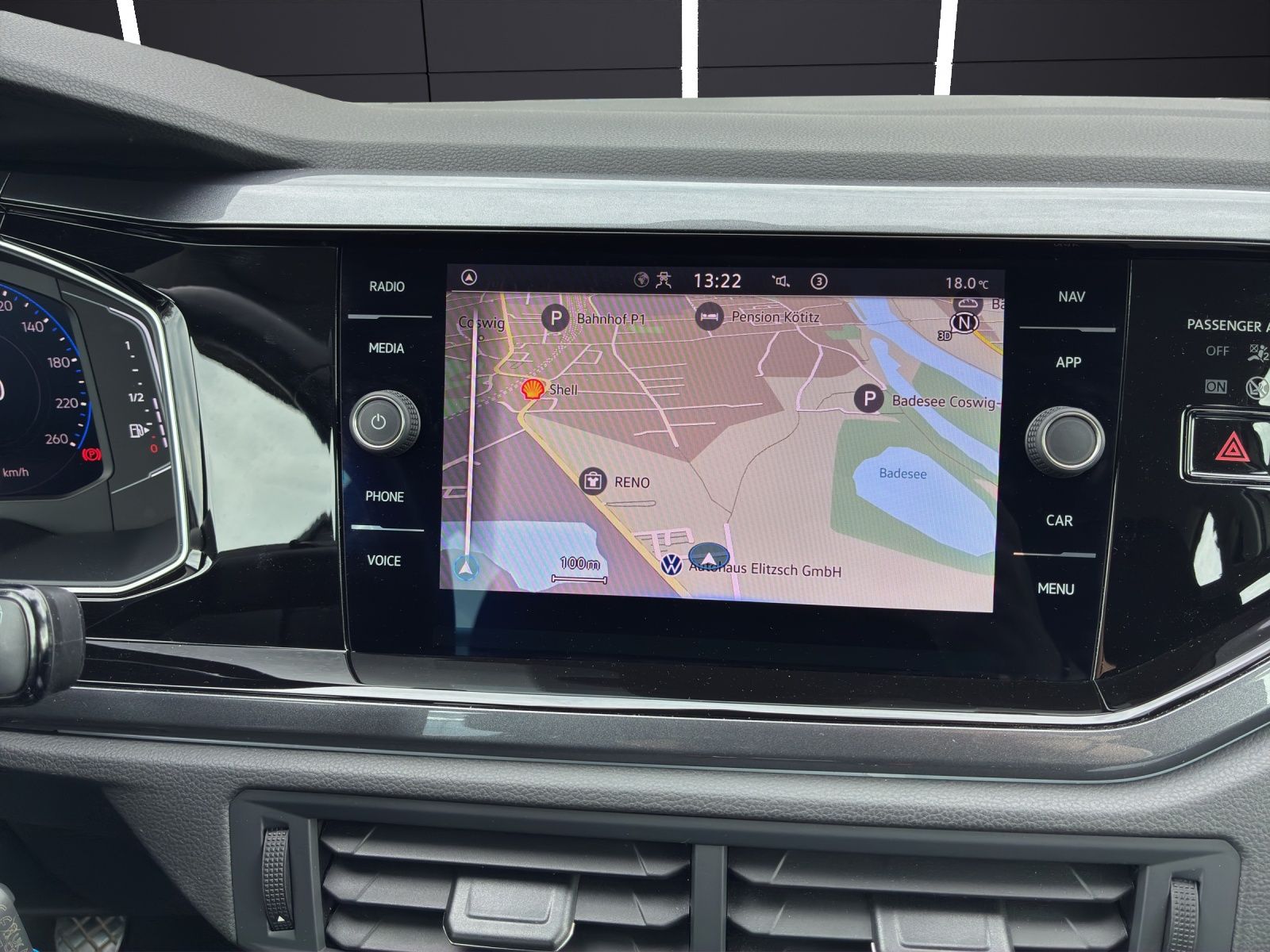 Fahrzeugabbildung Volkswagen Polo TSI Style IQ.Light Navi ACC SHZ App-Connect