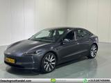 Tesla Model 3 RWD 60 kWh AHK 19" - Tesla Gebrauchtwagen von 2024