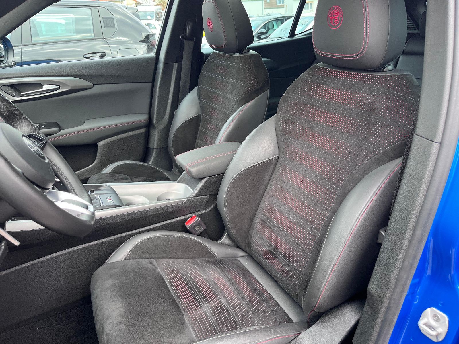 Fahrzeugabbildung Alfa Romeo Tonale Veloce Plug-In-Hybrid AWD