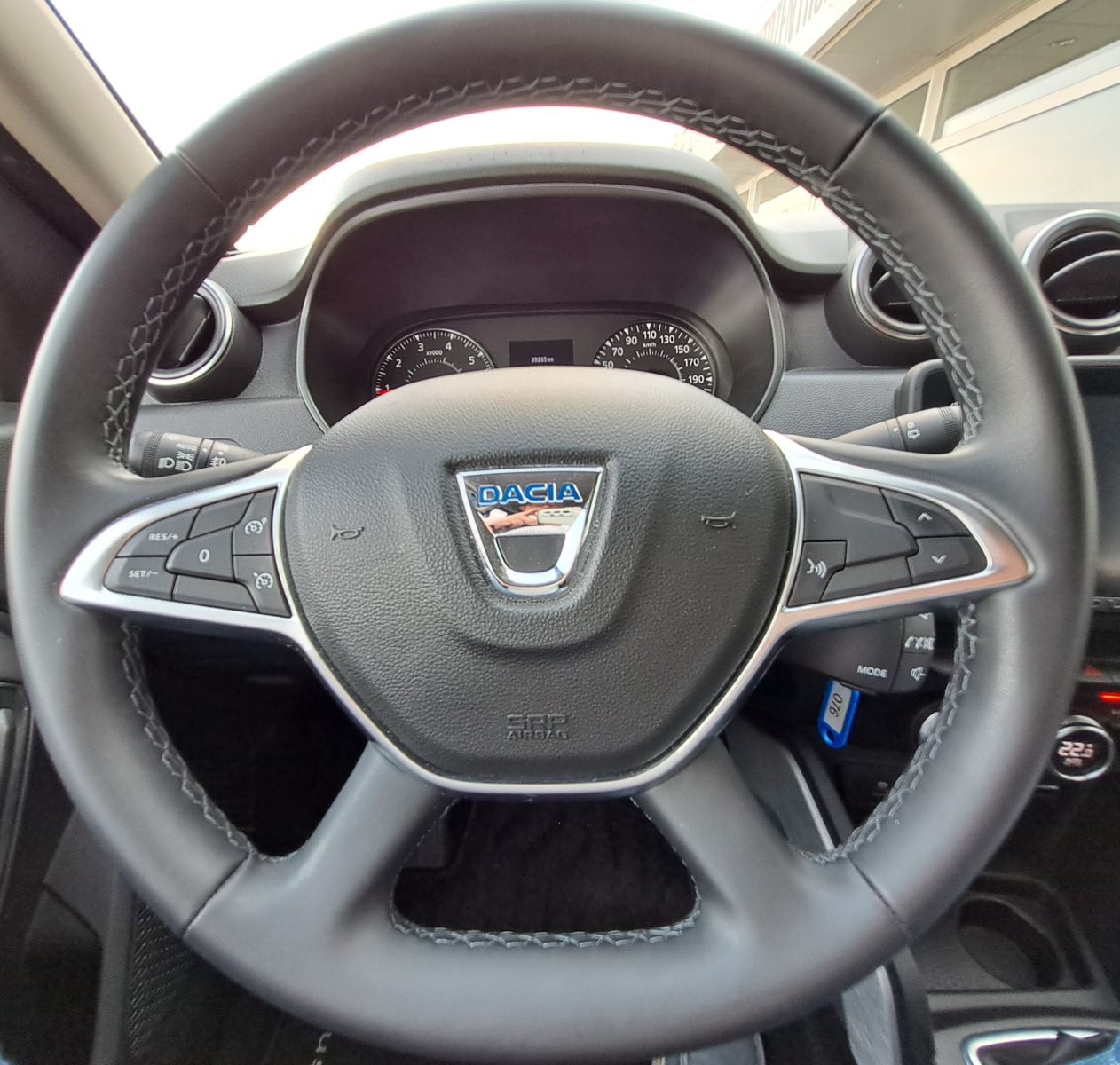 Fahrzeugabbildung Dacia Duster Prestige 150PS AUTOMATIK NAVI SITZHEIZUNG