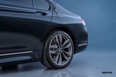 BMW M760 – 11 / 36