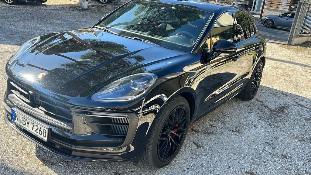 Image of Porsche Macan