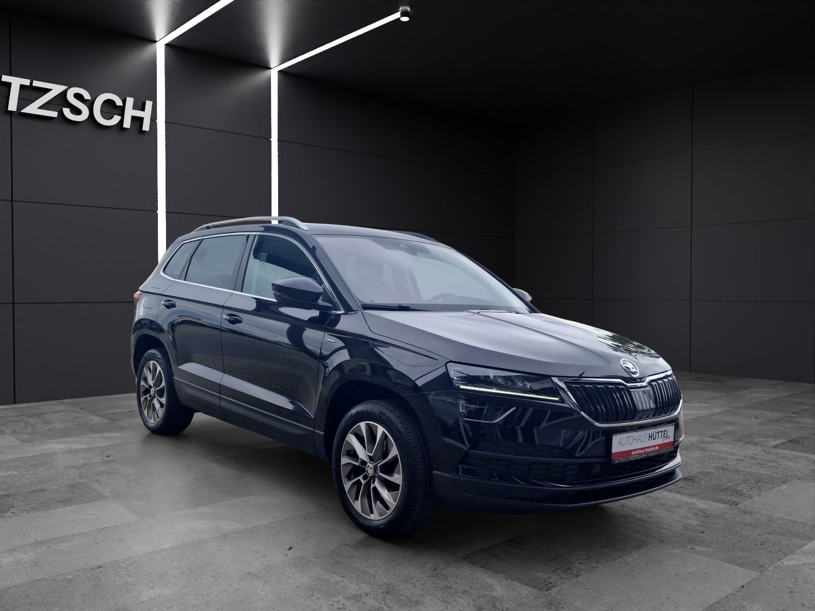 Fahrzeugabbildung SKODA Karoq Clever 1.5 TSI DSG LED Navi ACC AHK 4xSHZ