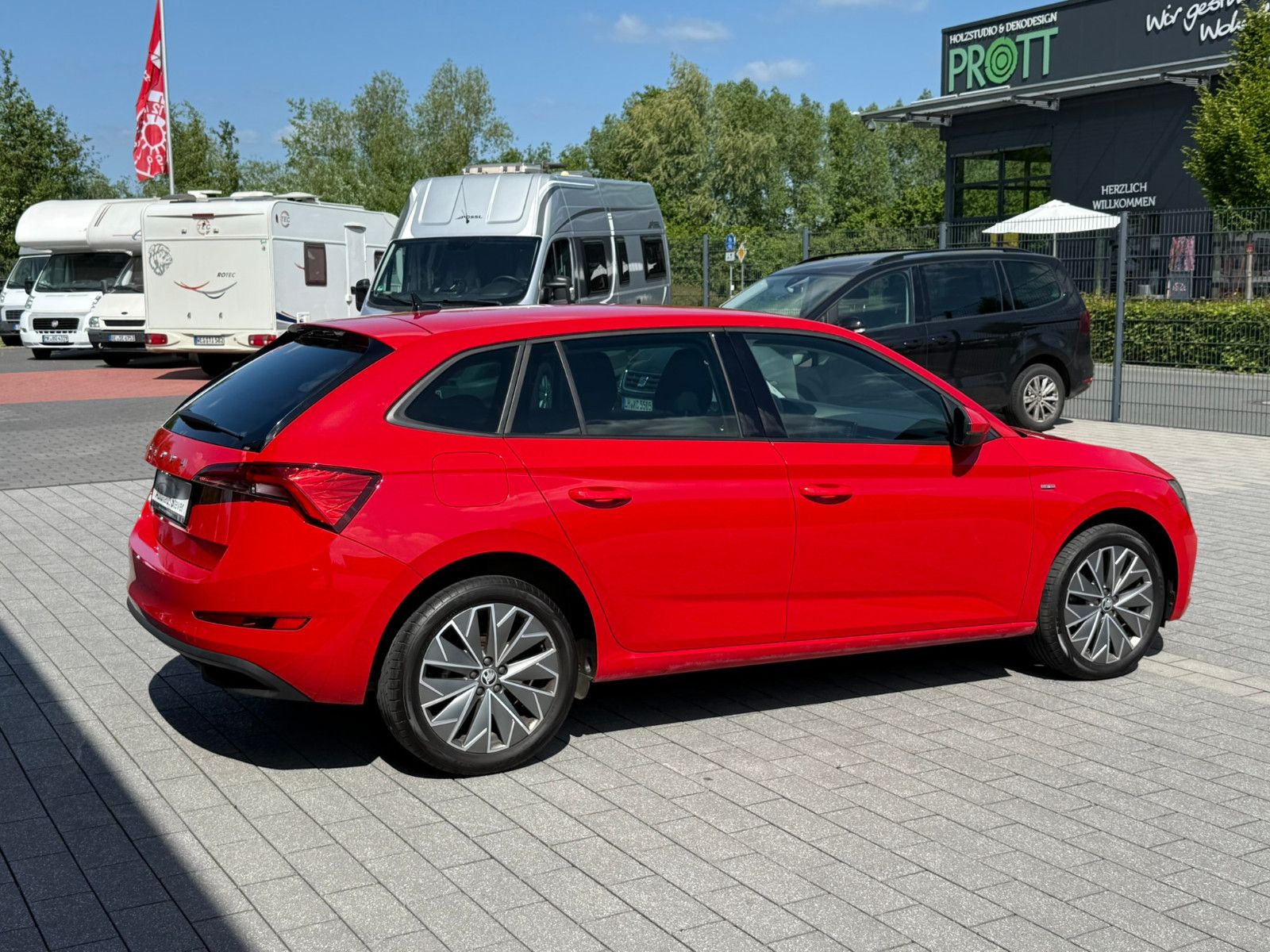 Fahrzeugabbildung SKODA Scala Clever NAVI KLIMAAUTO AHK CAM SITZHEIZUNG