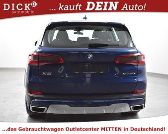 Fahrzeugabbildung BMW X5 xDrive 45e xLine LUFT+KOMFORTSI+KAM+VIRTU+MEM