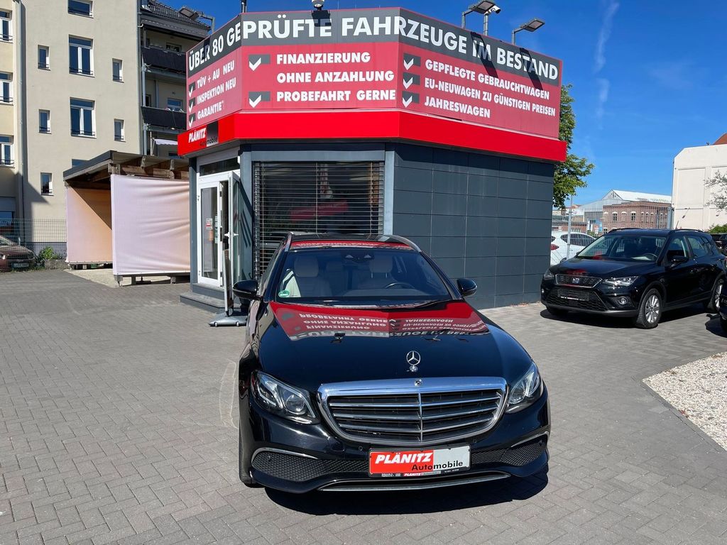 Image of Mercedes-Benz E 350