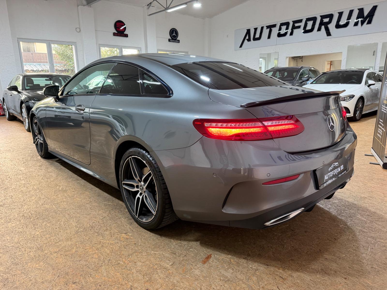 Mercedes-Benz E 220d Coupe AMG LINE/PANO/CAM/el.HECK/BURMESTER