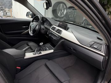 BMW 320 - 10