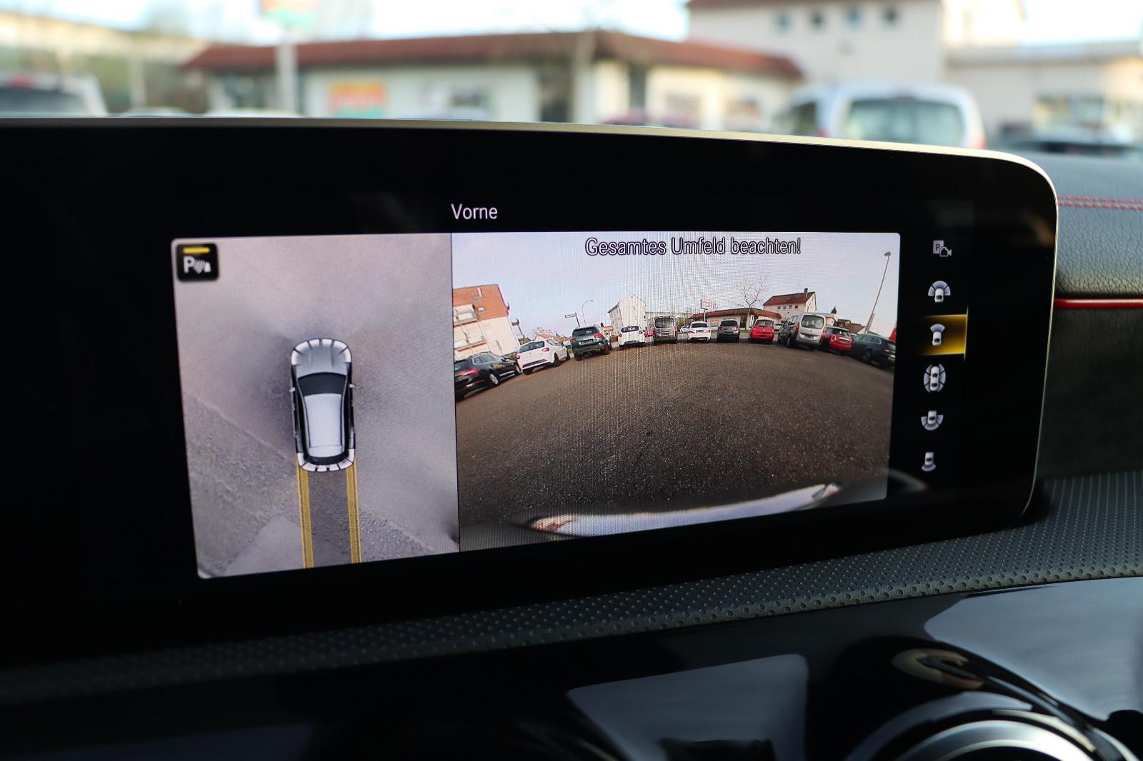 Mercedes-Benz CLA 35 AMG 4Matic l 1.HAND l 360° l