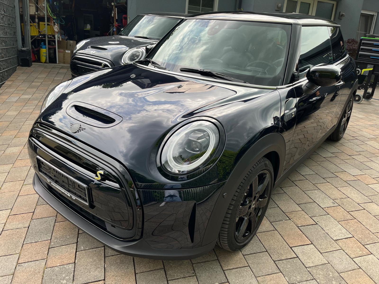 MINI Cooper SE Leder Pano HUD Navi LED KAM H/K 17''