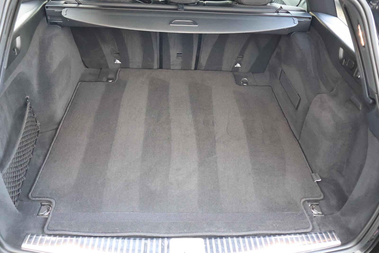 Mercedes-Benz E 200 E T-Modell AMG SPORTPAKET  Mild Hybrid