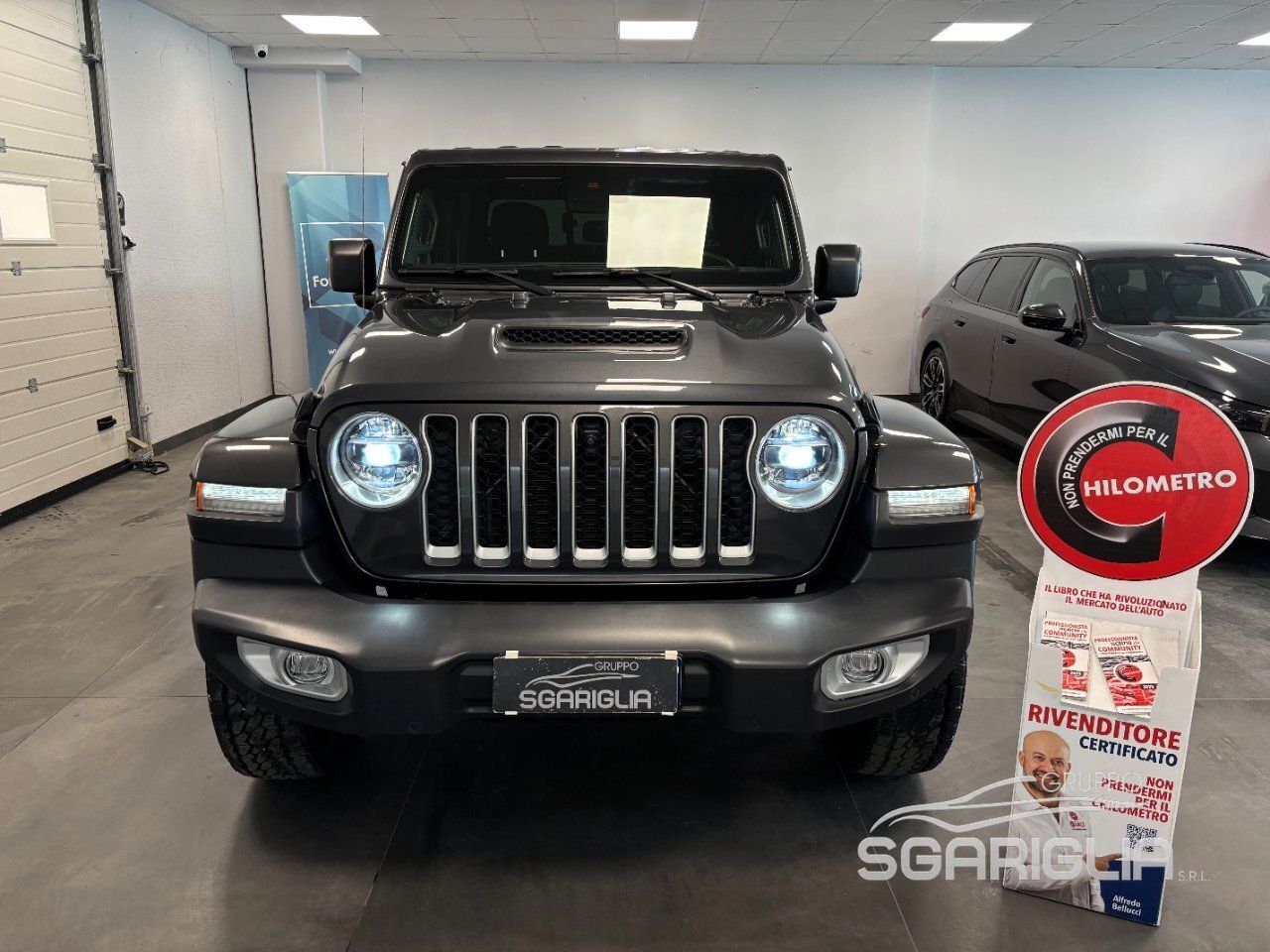 Jeep Gladiator Doppia Cabina Pick Up 4X4 5 Posti imagem 2