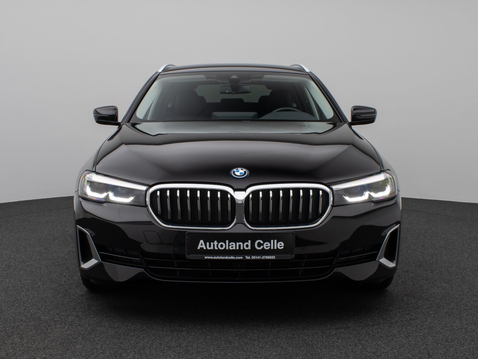 Fahrzeugabbildung BMW 530e Luxury Line Kamera DAB WLAN Alarm Sport AHK