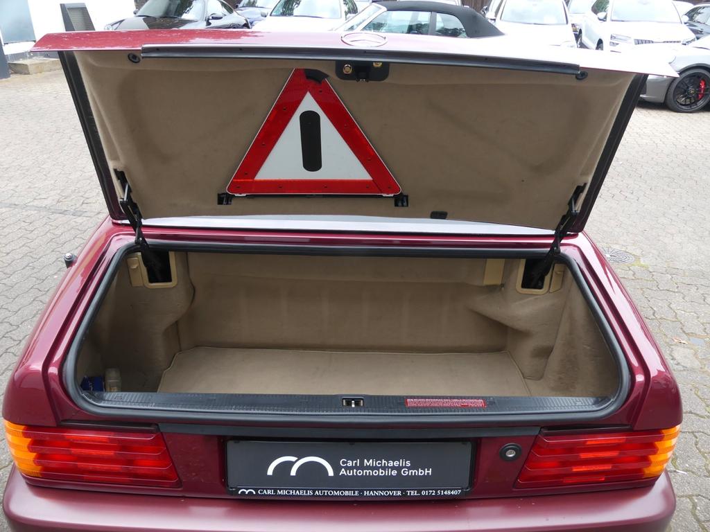 Mercedes-Benz SL 300