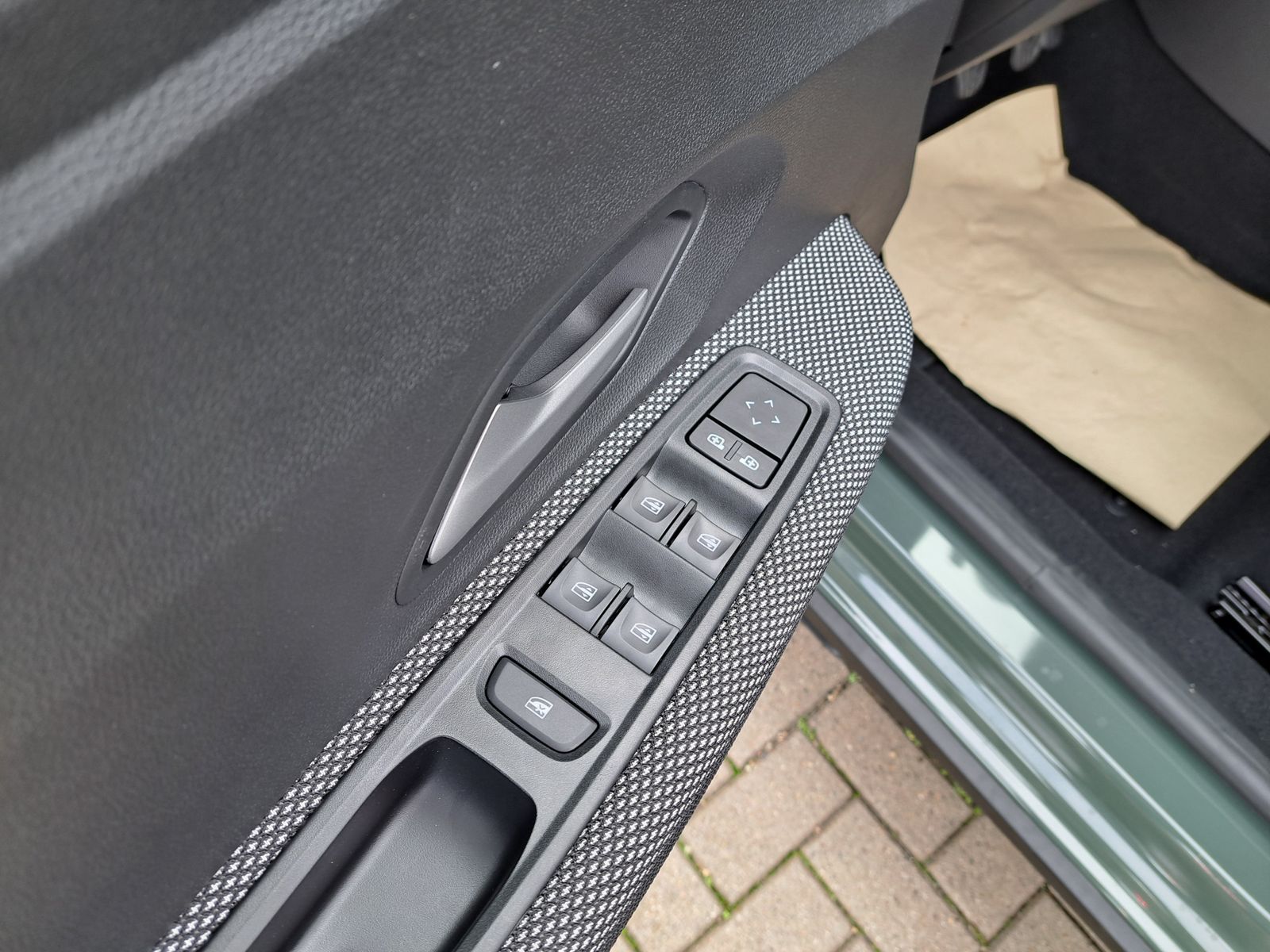 Fahrzeugabbildung Dacia Sandero Stepway Expression SITZHEIZUNG KAMERA