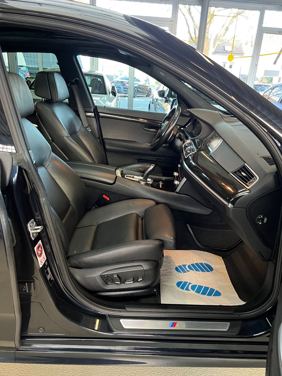 Fahrzeugabbildung BMW Gran Turismo 530 d xDrive M Sport