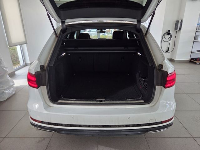 A4 Avant S-Line¹ 2.0 TDI S-TRON MATRIX eHECK 8FA