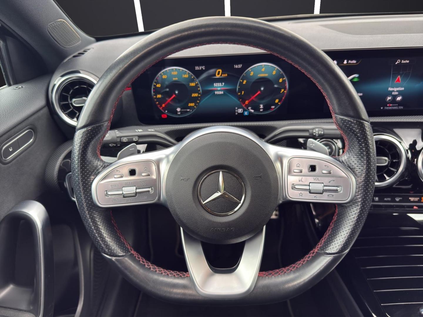 Mercedes-Benz A-Class AMG Line Navi Digitales Cockpit Kamera SHZ, миниатюра 12