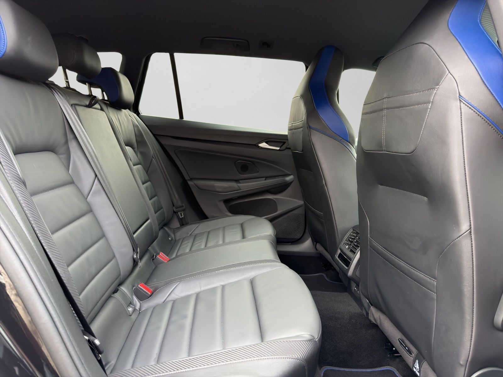 Volkswagen Golf - Bild 7