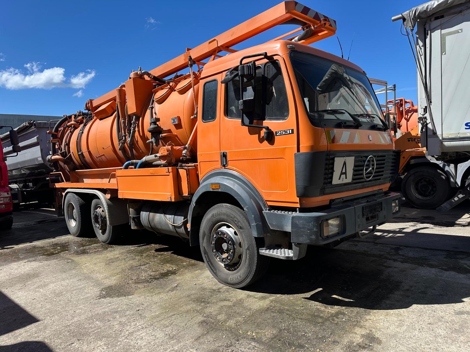 Mercedes-Benz 2531 - Kombispüler - Wasserrückgewinner