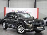 Volkswagen Touareg 3.0 TDI DSG 4M ATMOSPHERE / LUFTFAHRWERK - Volkswagen Touareg aus 2021