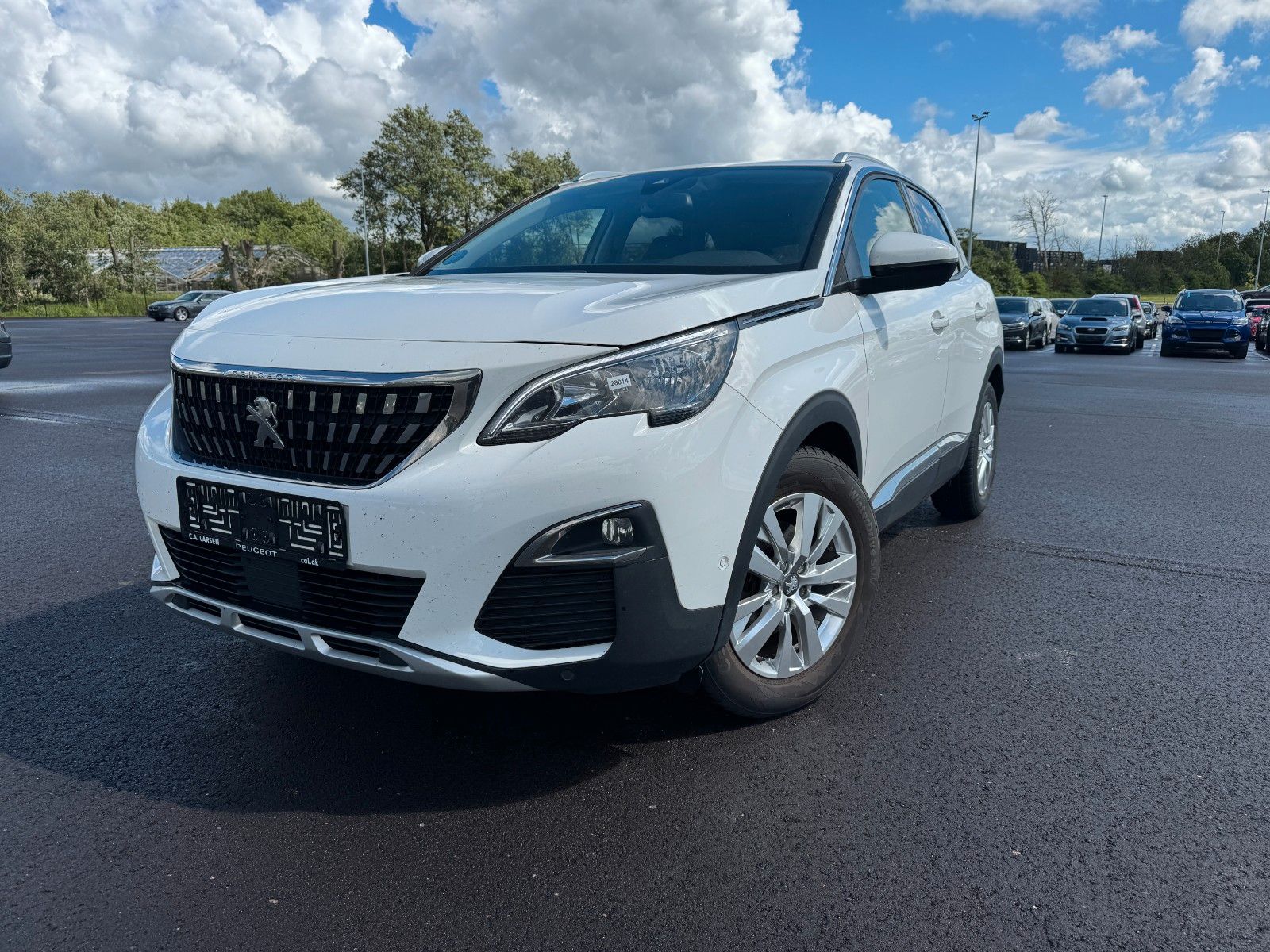 PEUGEOT 3008