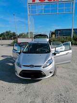 Ford FORD FIESTA 1.4 BENZIN - Ford Fiesta aus 2011: For