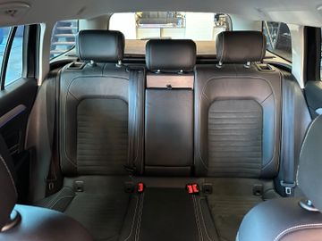 Volkswagen Passat GTE *Keyless*SitzHZ(VH)*3-Zonen*Massage*