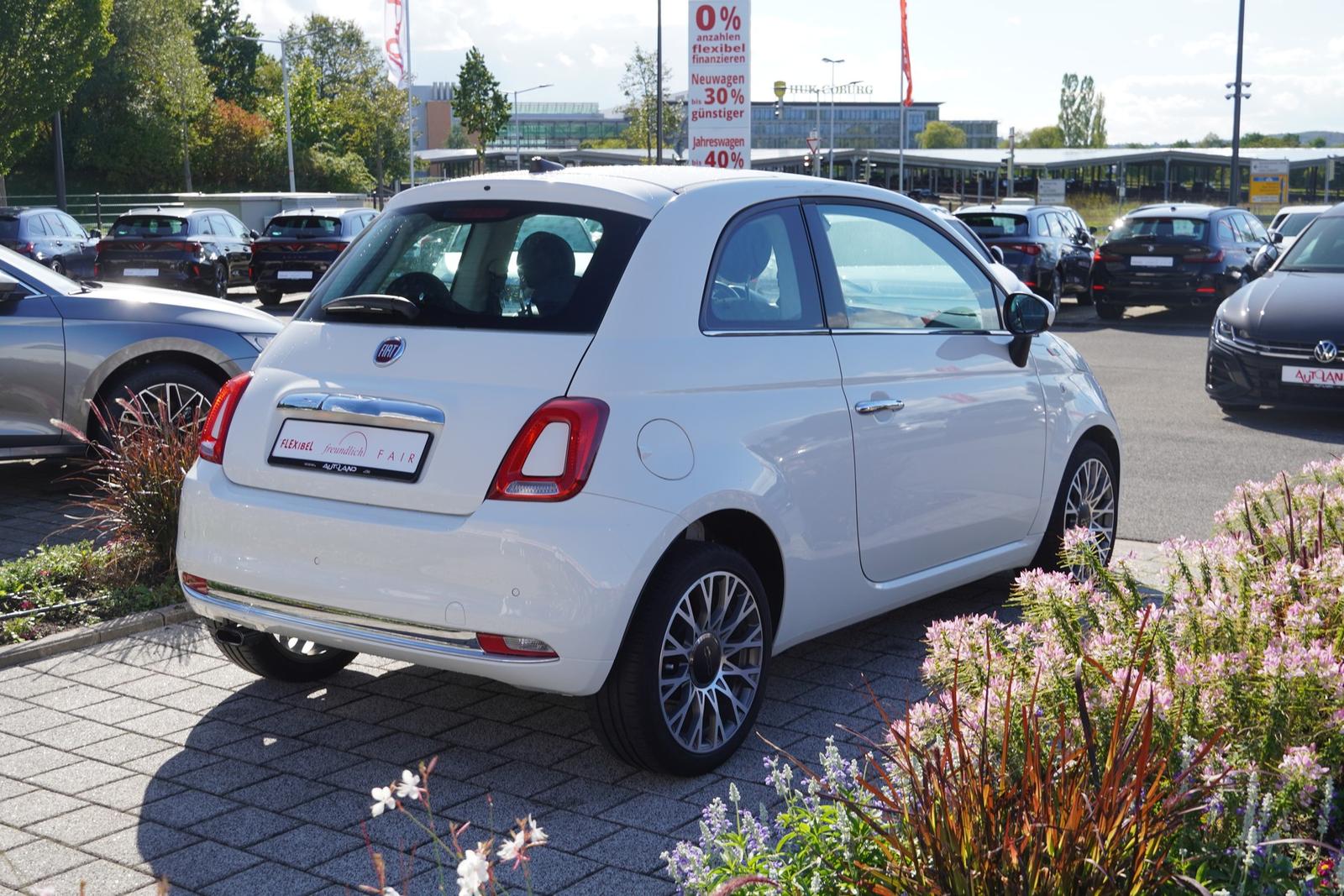 Fiat 500 0.9 Lounge Bi-Xenon Tempomat PDC Klimaaut.