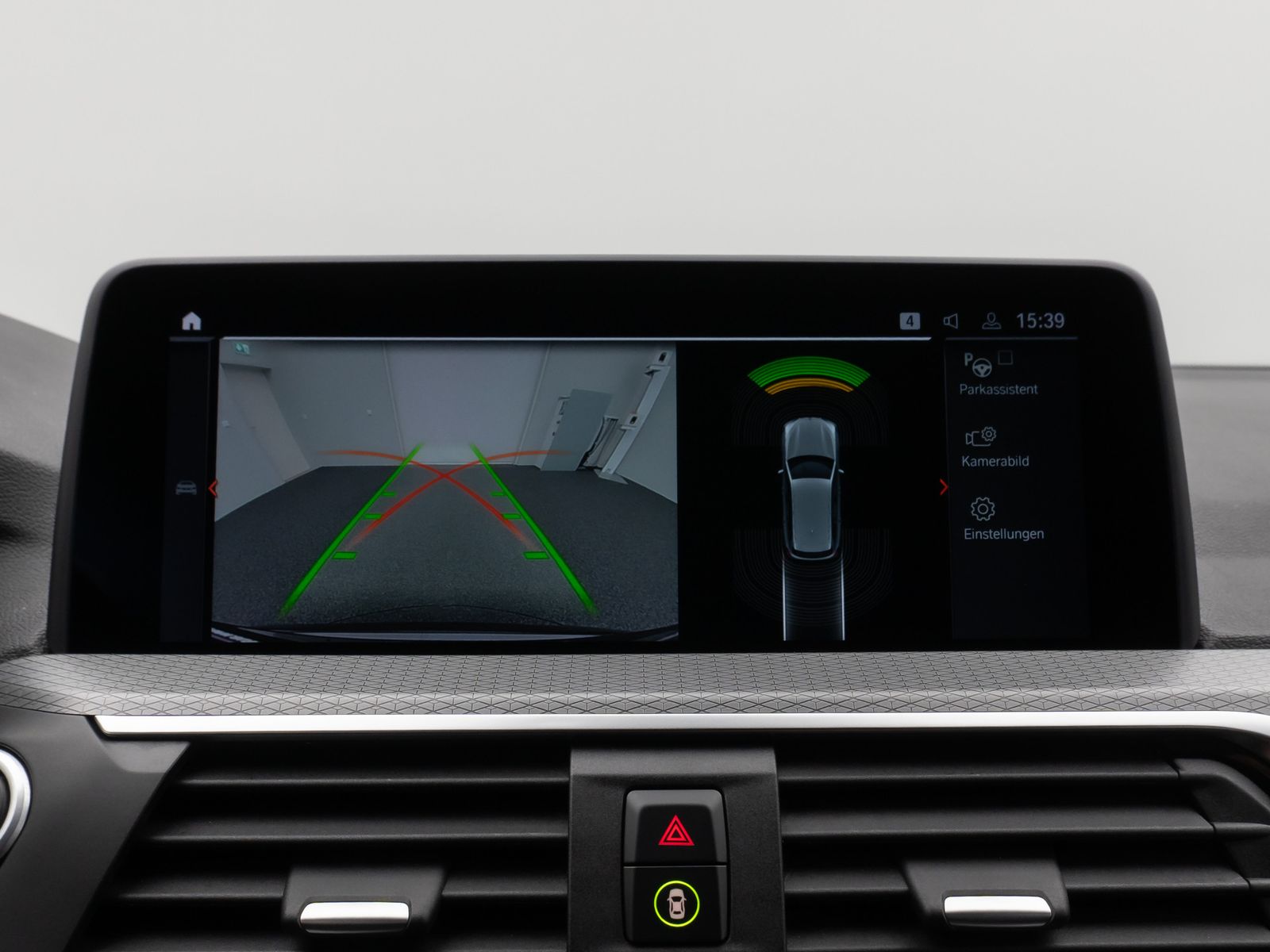 Fahrzeugabbildung BMW X3 xD20d M Sport Kamera HUD DAB H/K AHK Komfort