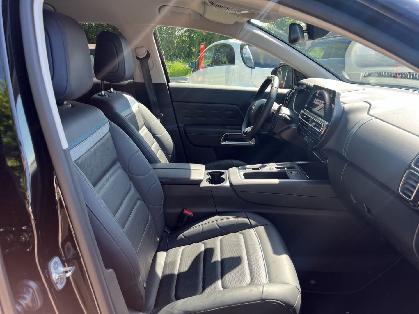 Fahrzeugabbildung Citroën C5 Aircross Shine 1.5 BlueHDi SHINE130 EAT8 ACC