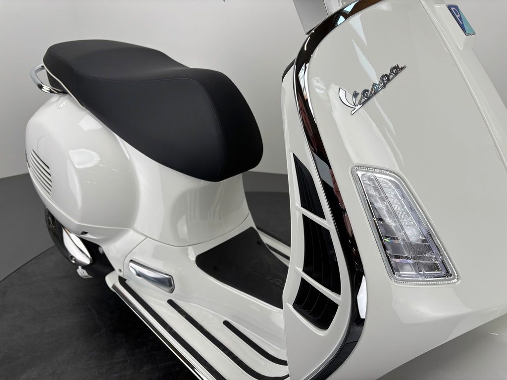 Fahrzeugabbildung Vespa GTS 310 FL SUPER *NEUFAHRZEUG 2026 *