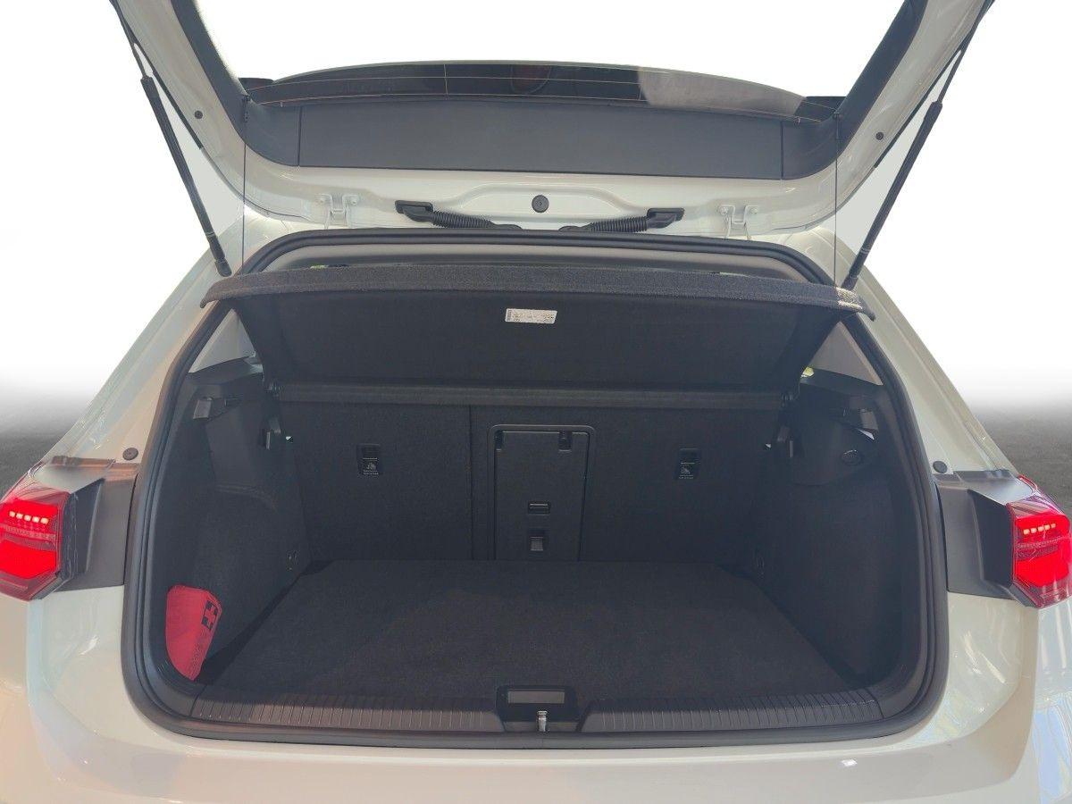 Volkswagen Golf VIII 1.5TSI Active STHZG NAVI MATRIX-LED, миниатюра 6