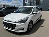 Hyundai i20 1.4 Trend  Facelift|Klimaauto|PDC|Tempo|SHZ| - Hyundai i20: 1.4