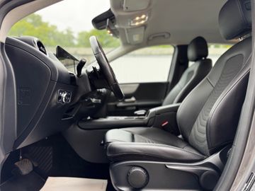 Mercedes B 180 - 11