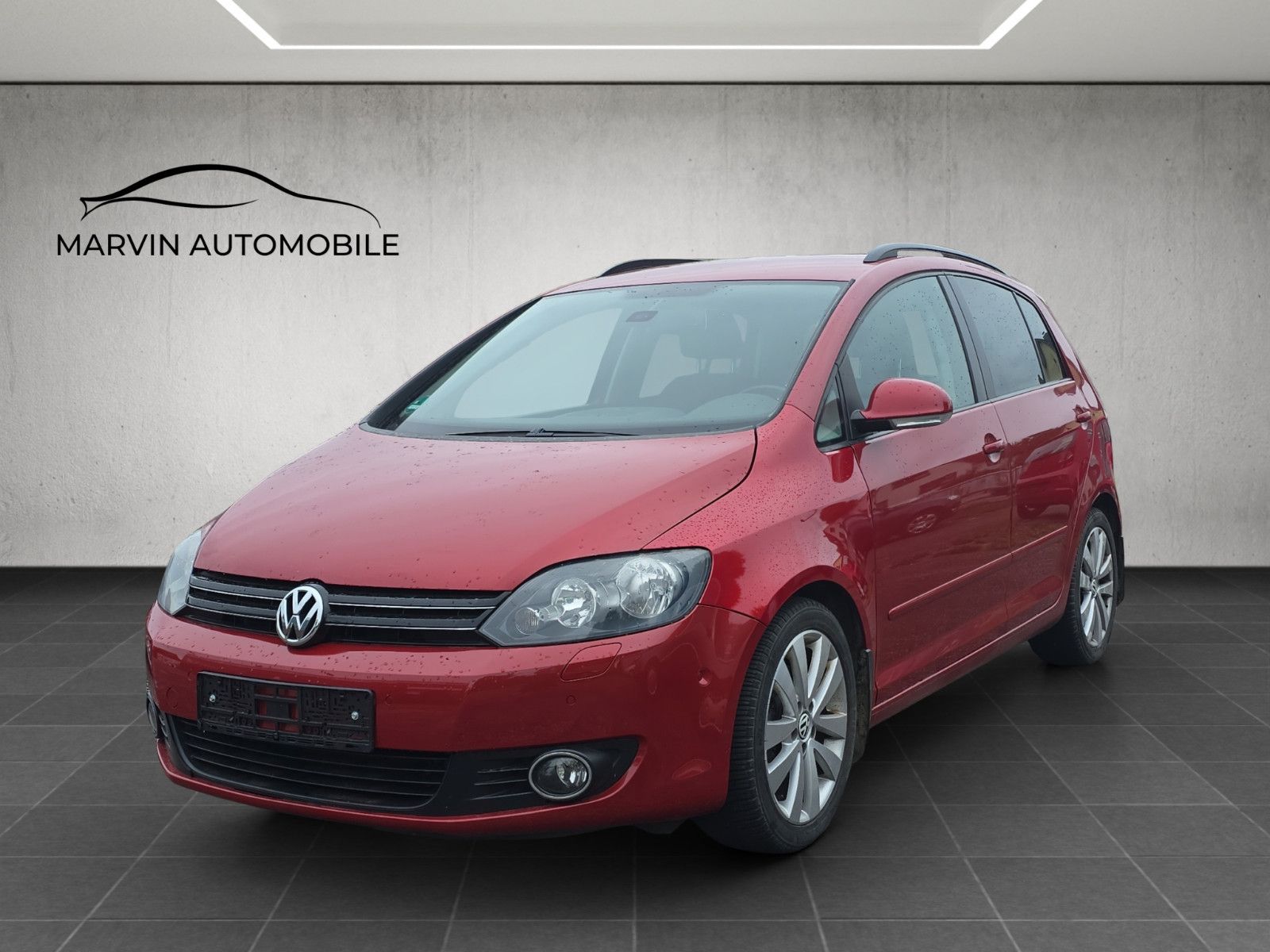Volkswagen Golf - 1