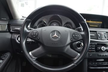 Mercedes E 350 - 12