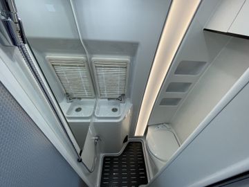 Westfalia James Cook AD 190PS 4x4 OFFROAD 360° Fußbodenhz.