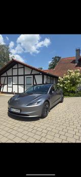 Tesla Model 3 Allradantrieb mit Dualmotor Long Ran... - Tesla Gebrauchtwagen von 2025
