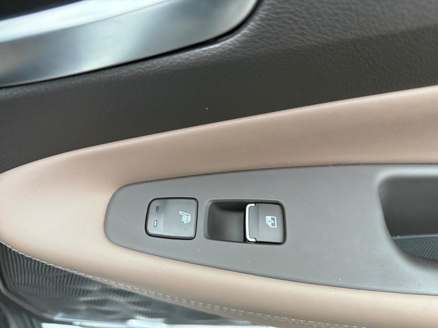 Hyundai SANTA FE 1.6T 4WD Trend Hybrid Navigation Kamera