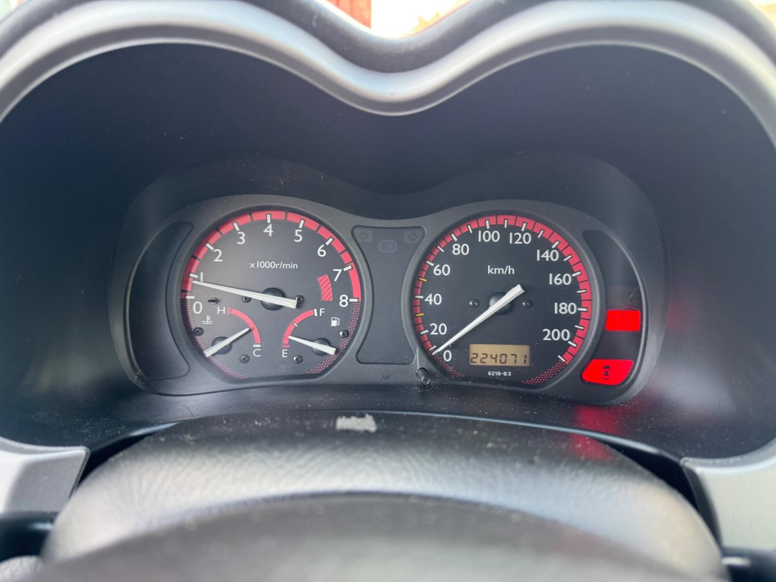 Honda HR-V 2004 — photo 12